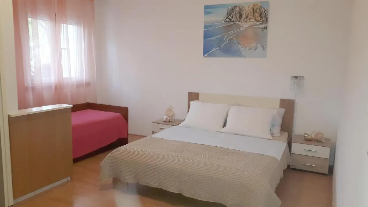 Apartments With A Parking Space Starigrad, Paklenica - 11848